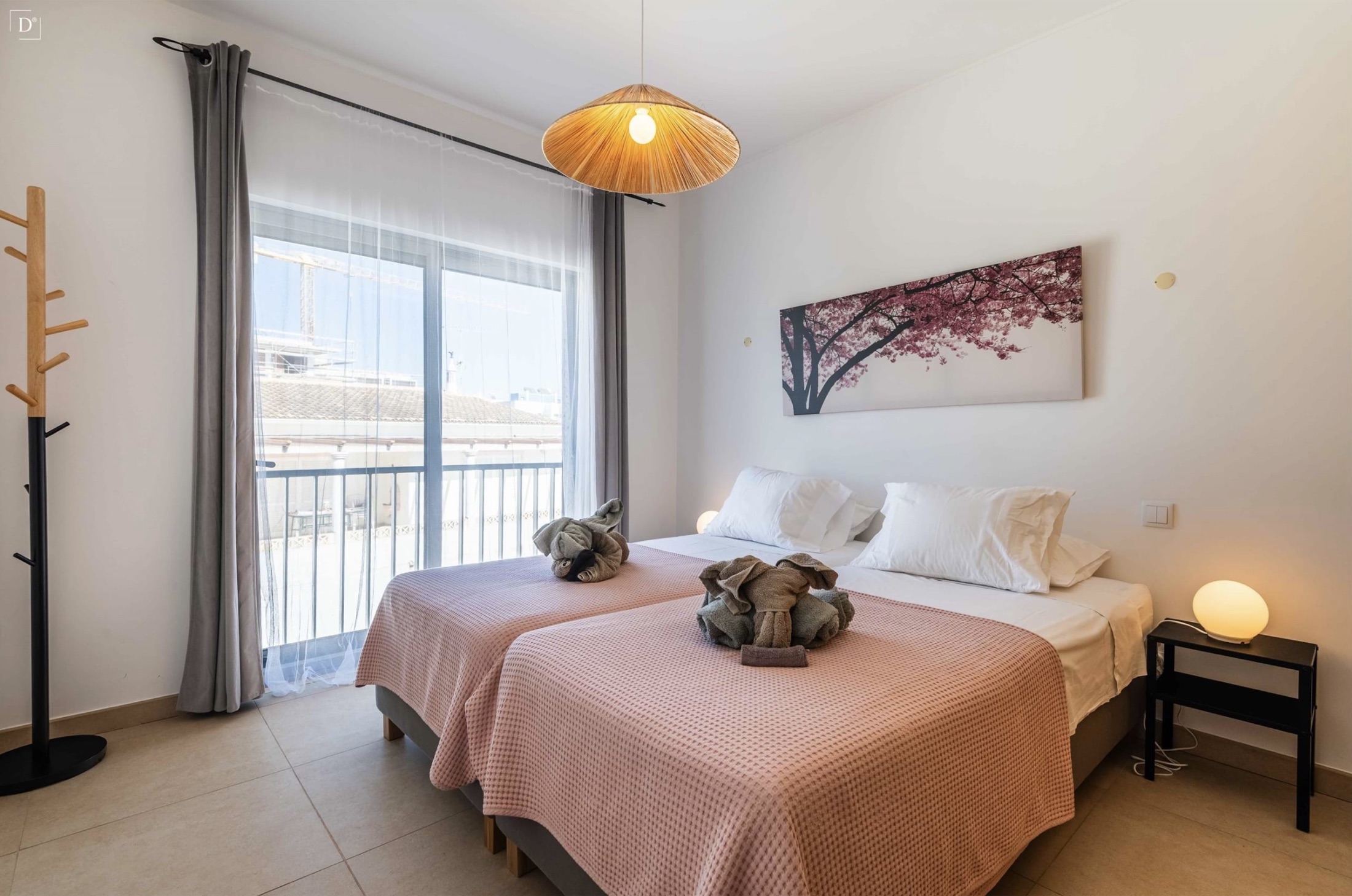 Comfortable double bedroom at Casa Lynda