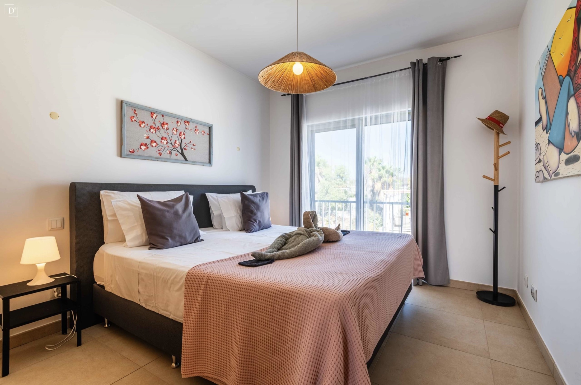 Two restful bedrooms